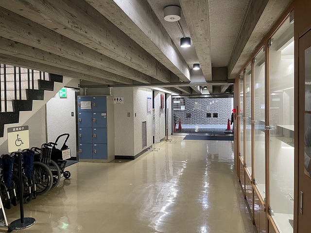 金盛わたる高松版画展
